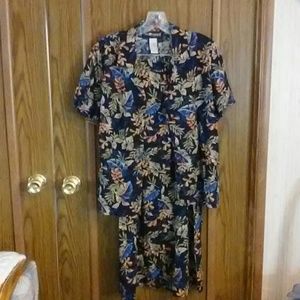 Sag Harbor small petite 2pc top & skirt